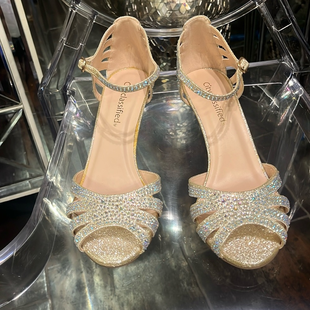 New Nice shoe